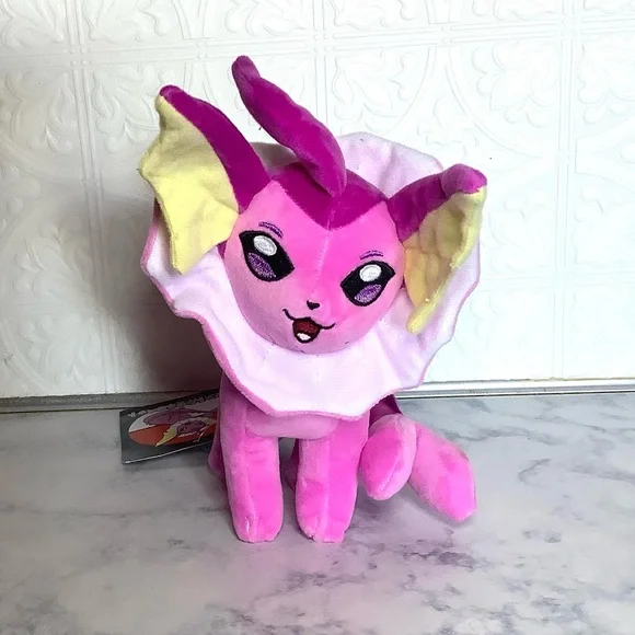 < NWT 2018 Pokémon Shiny Vaporeon Plush > - Picture 1 of 4